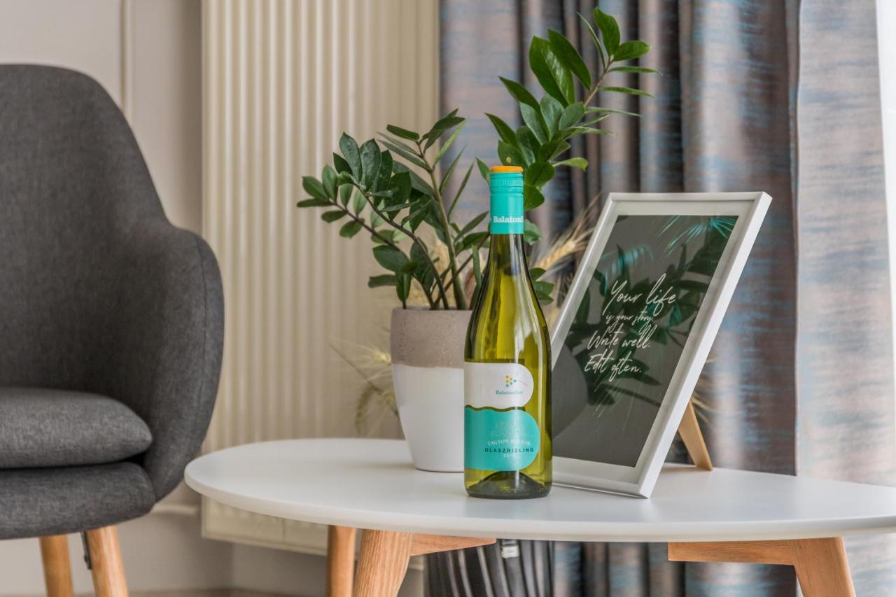 Villa 21 Boutique Rooms Balatonalmádi Zewnętrze zdjęcie